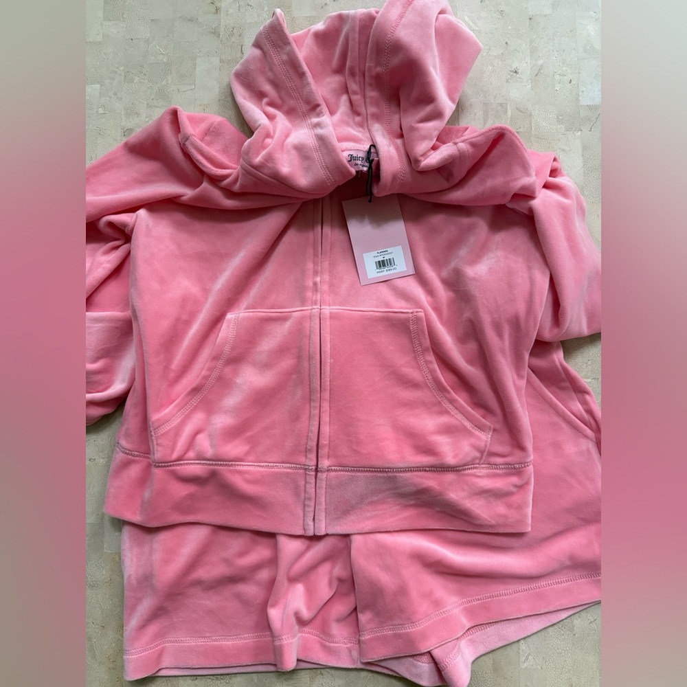 Juicy Couture NWT Bling Velour Tracksuit Hoodie and Shorts Set Y2K Pink - Picture 5 of 5